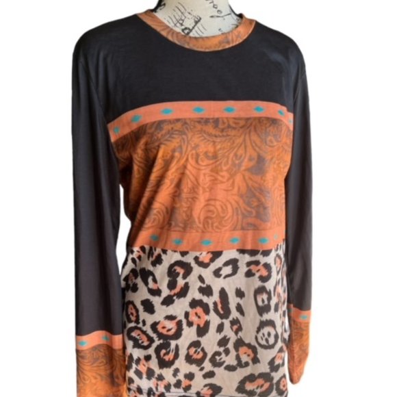 Miss Look - Picture 2 of 3